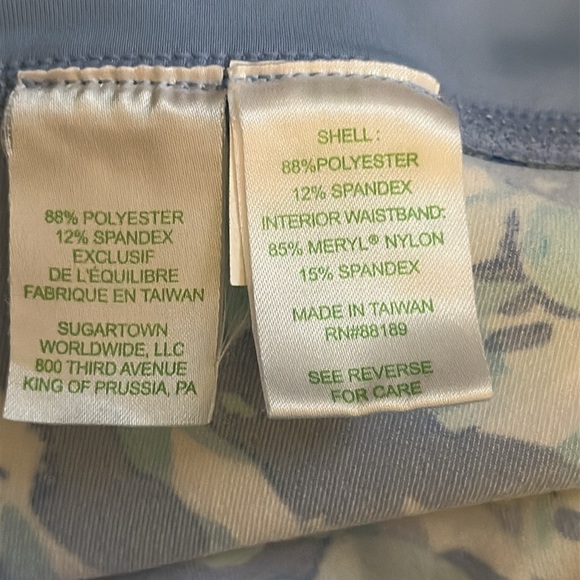 Lilly Pulitzer Lucretia Weekender Crop Leggings UPF 50 + Medium - Picture 7 of 8